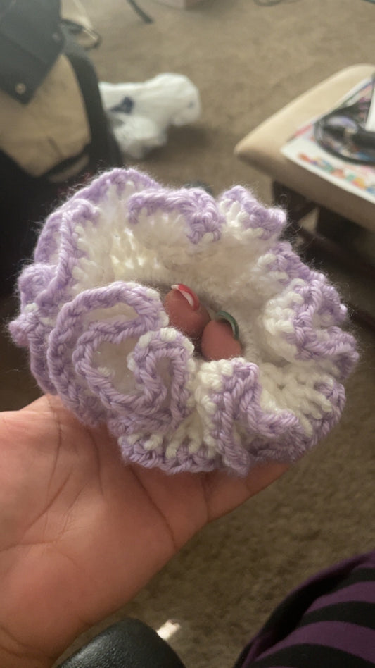 Thee Lavender Cloud Hair Scrunchie